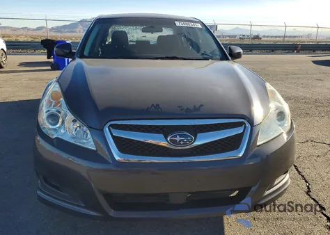 2010 Subaru Legacy 2.5I Premium из США, поврежденный, VIN 4S3BMCG63A3212853